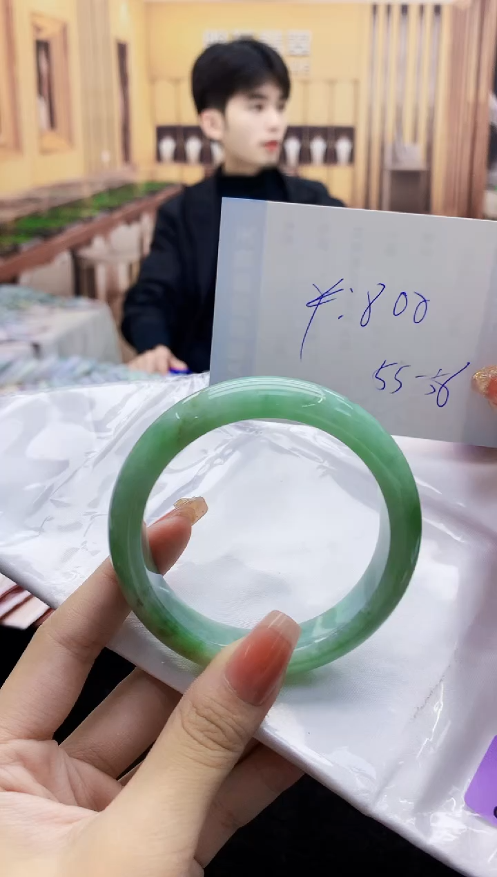 【闪购商品】翡翠手镯未镶嵌   H96-3