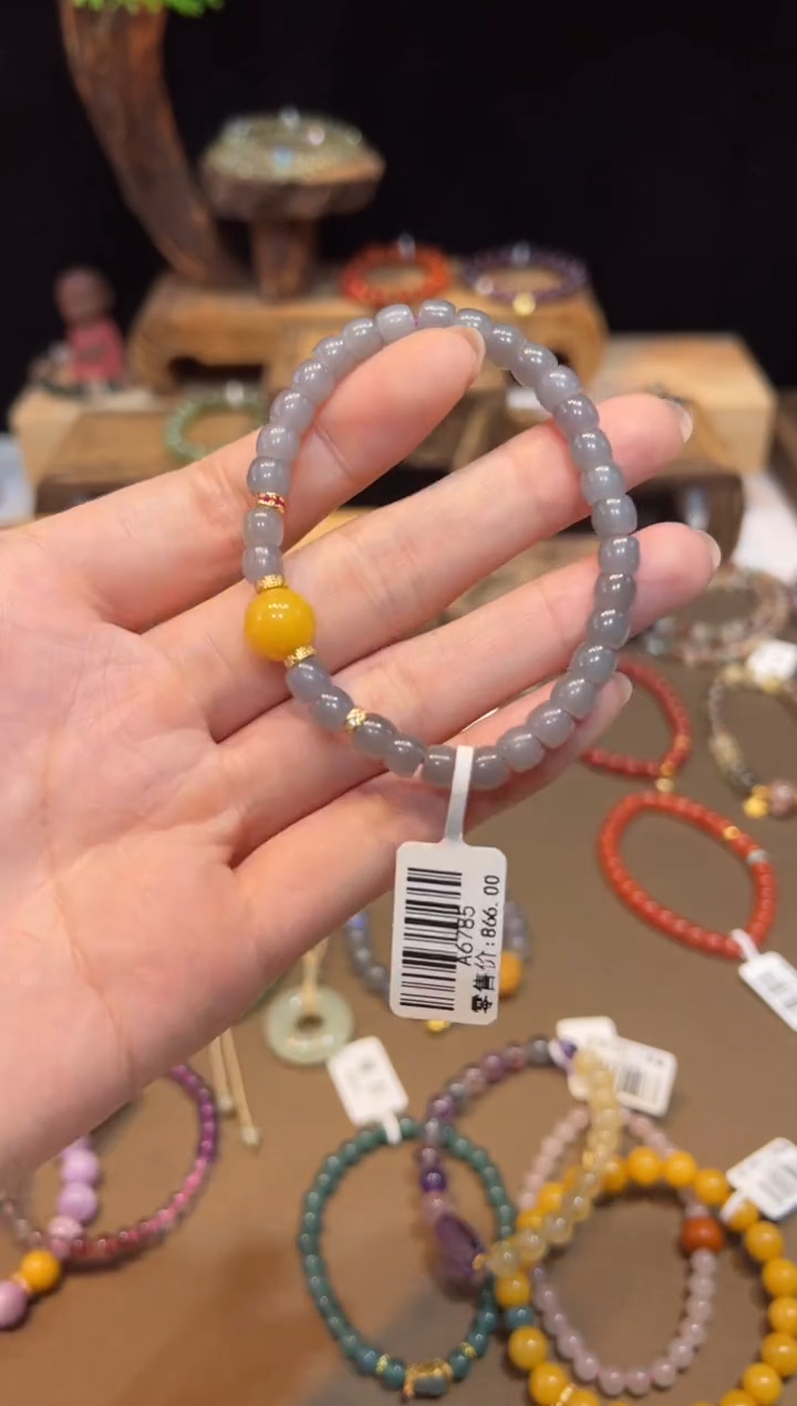 手饰和田玉未镶嵌手饰@@A6785