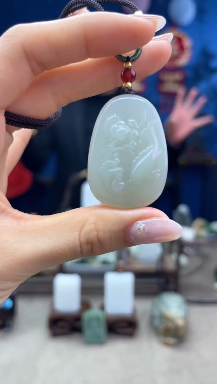 【闪购商品】和田玉颈饰未镶嵌1