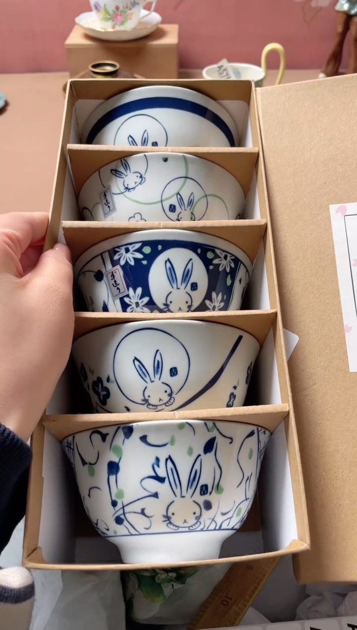 瓷片蓝色兔子盒装（五个）