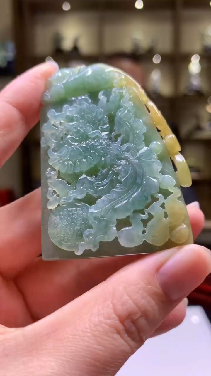 【闪购商品】定制翡翠未镶嵌8054yx-毛货挂件64