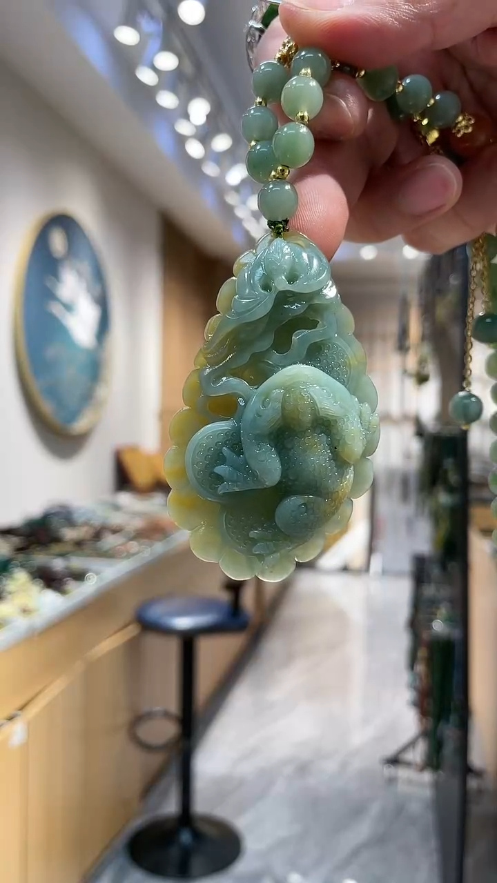 【闪购商品】岫玉颈饰未镶嵌吊坠