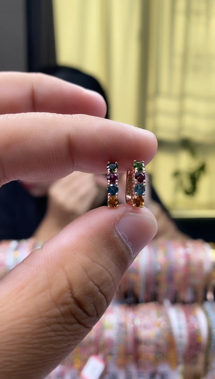 【闪购商品】碧玺耳扣银S925镶嵌156156611616