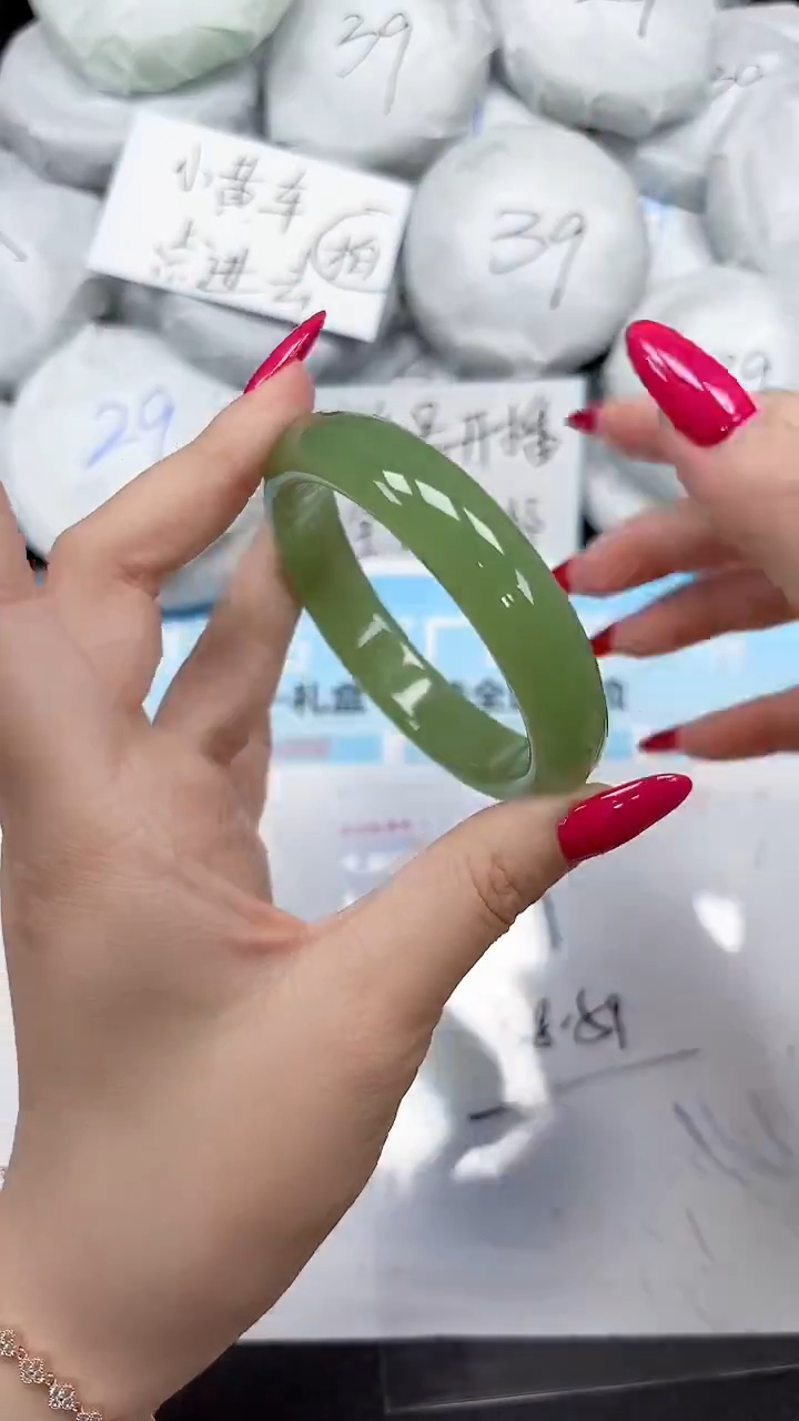 未镶嵌手镯石英质玉107/5859