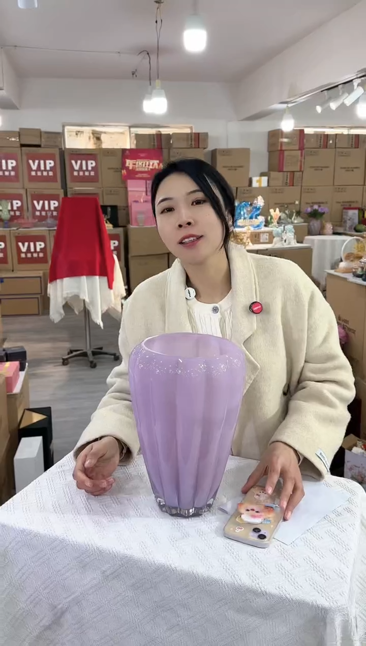 【闪购商品】琉璃瑞鸿花器c早24