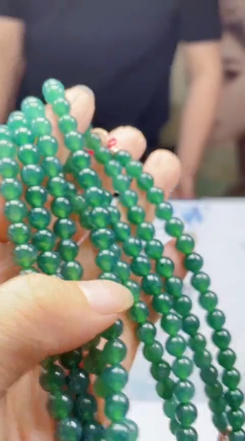 翡翠未镶嵌颈饰多样性发货 (只发一件) *MC91