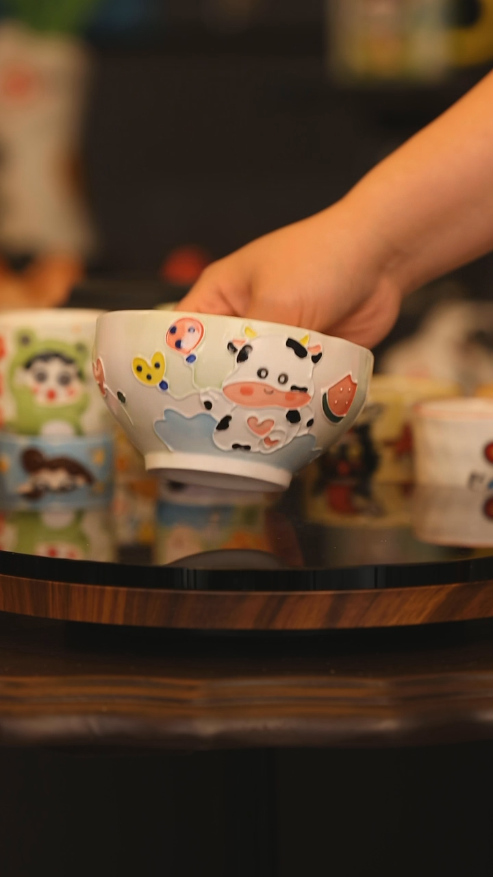 【闪购商品】摆件景德镇釉下彩绘设计师款陶瓷