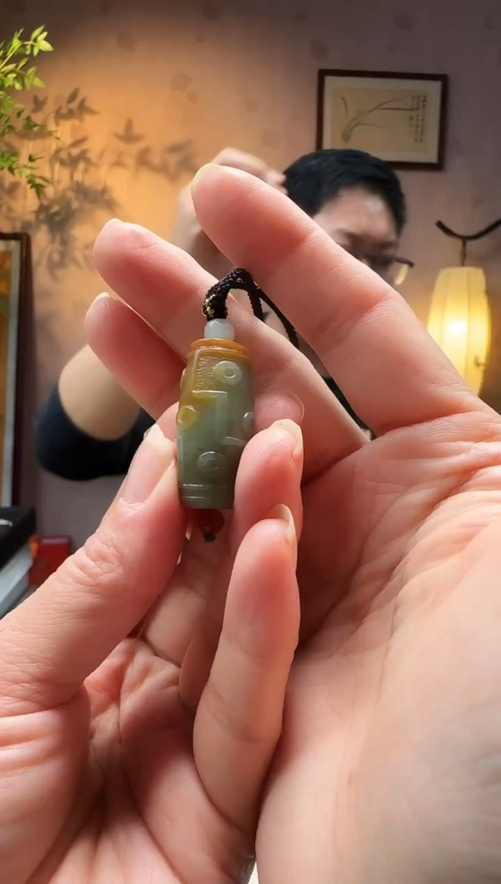 颈饰未镶嵌和田玉0011