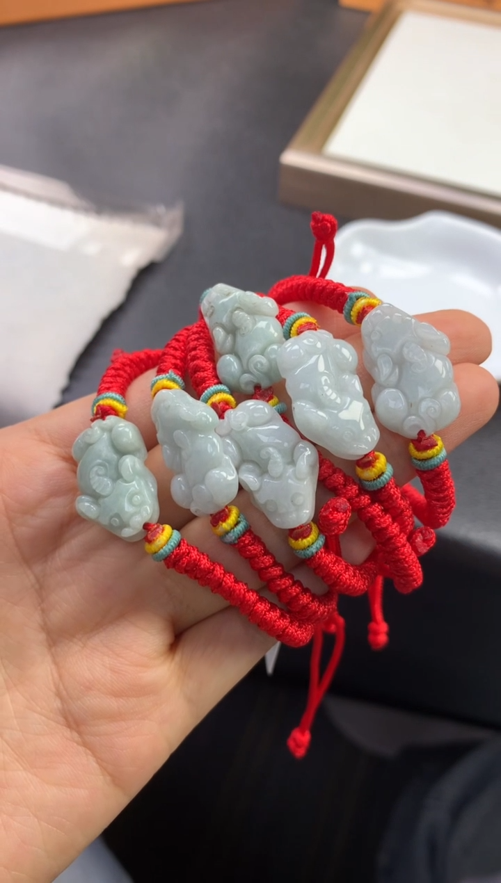 未镶嵌手链翡翠FC570 翡翠貔貅手绳 多样性发其一