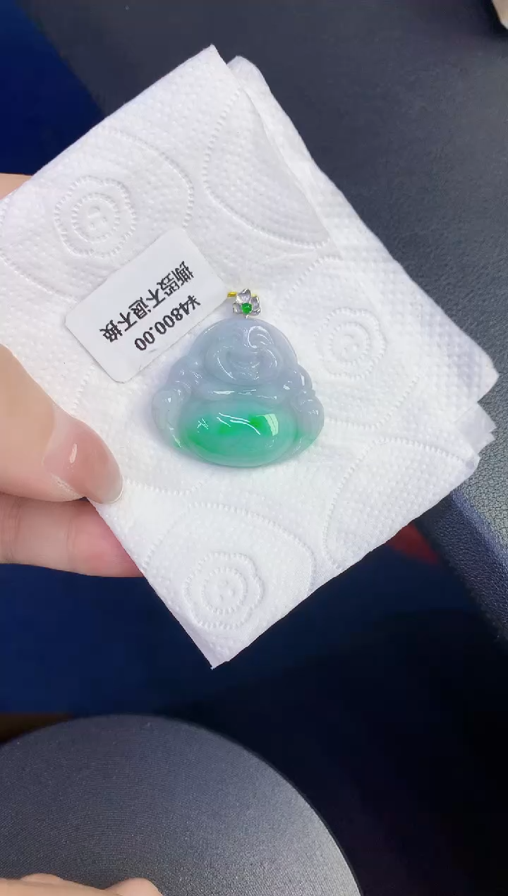 颈饰18K金镶嵌翡翠缅甸天然翡翠A货