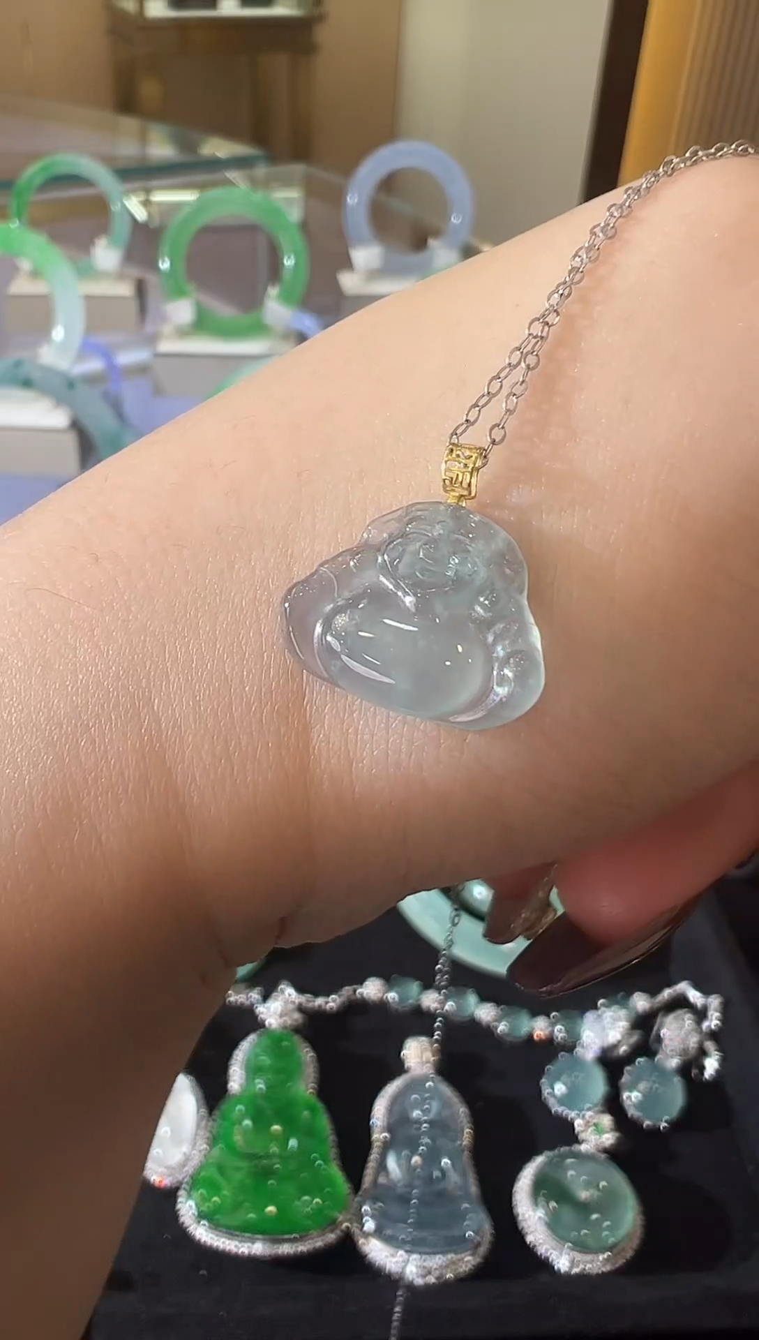 吊坠(不含链)18K金镶嵌翡翠天然A货翡翠多样性发其一HJA05