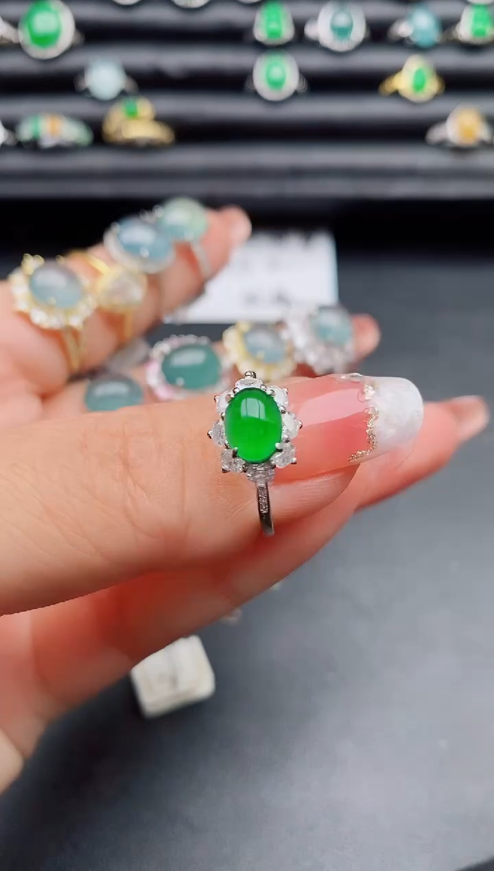 【闪购商品】翡翠戒指银S925镶嵌1312312