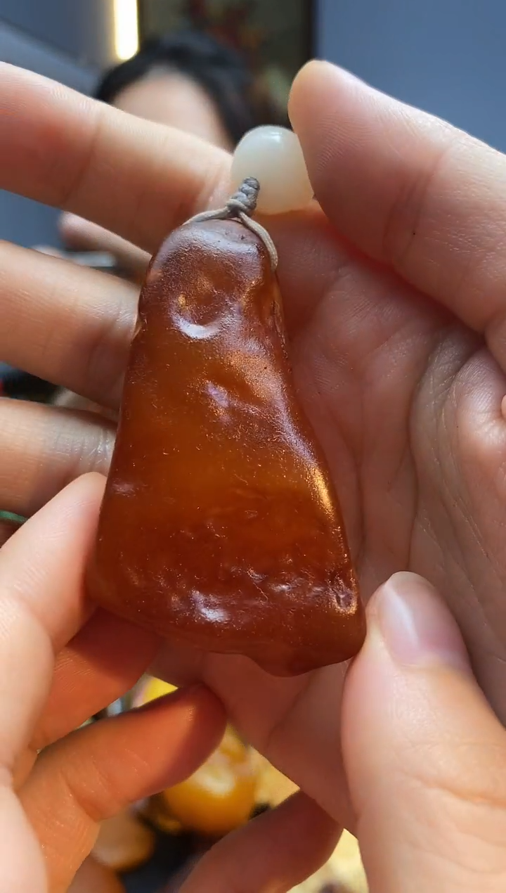 琥珀颈饰未镶嵌吊坠