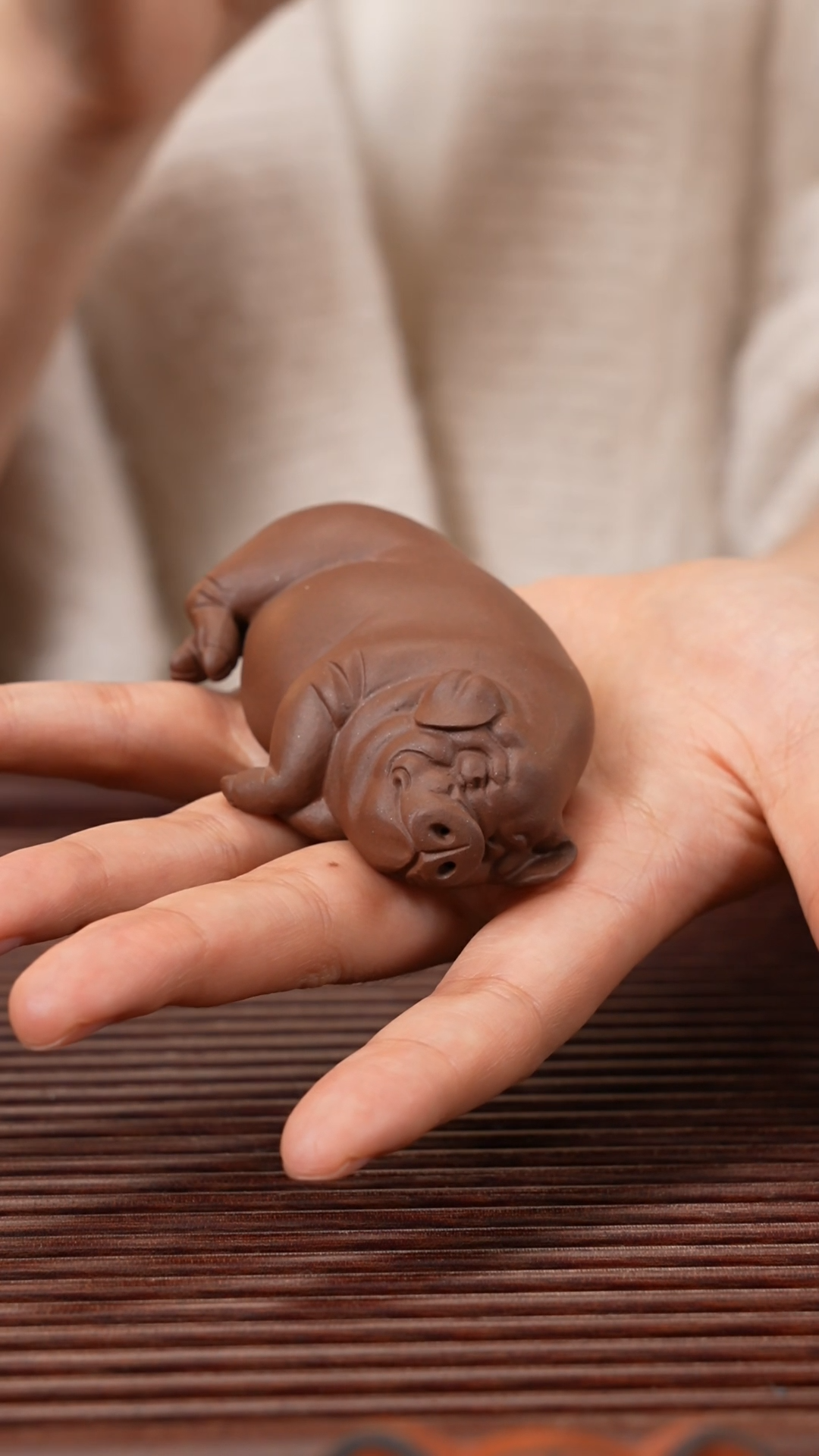 【闪购商品】紫砂茶宠紫泥小躺猪