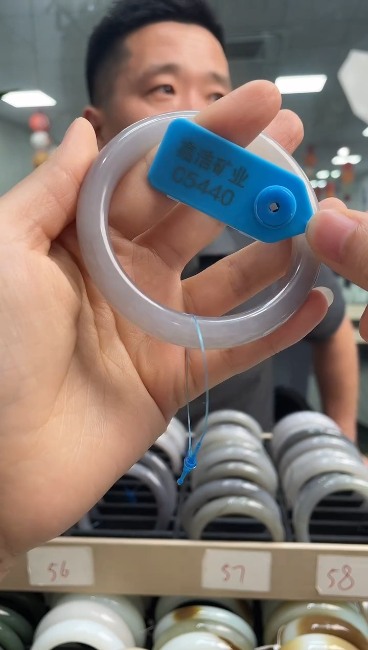 和田玉手镯未镶嵌烟紫 C5440 圈口58