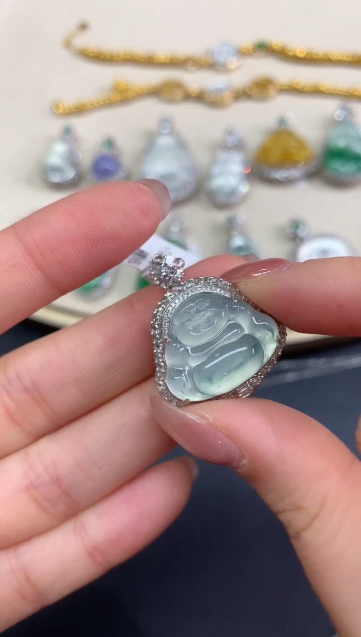 吊坠(不含链)18K金镶嵌翡翠A112|12800