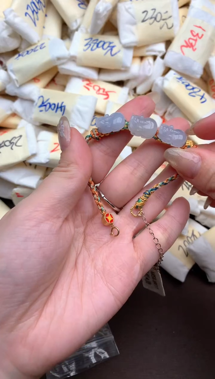 【闪购商品】翡翠挂件未镶嵌一