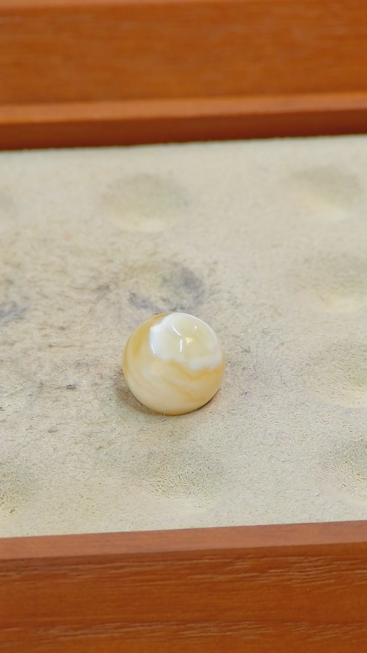 【闪购商品】蜜蜡裸石未镶嵌俄料12.2MM1.021克