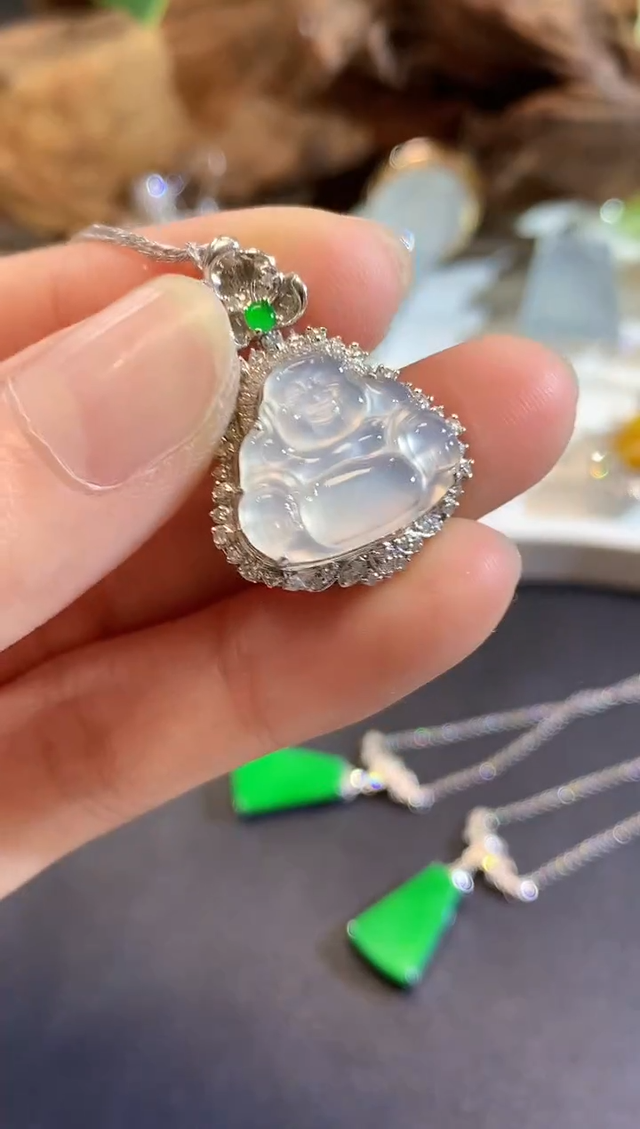 吊坠(不含链)18K金镶嵌翡翠A47 多样性发货一件