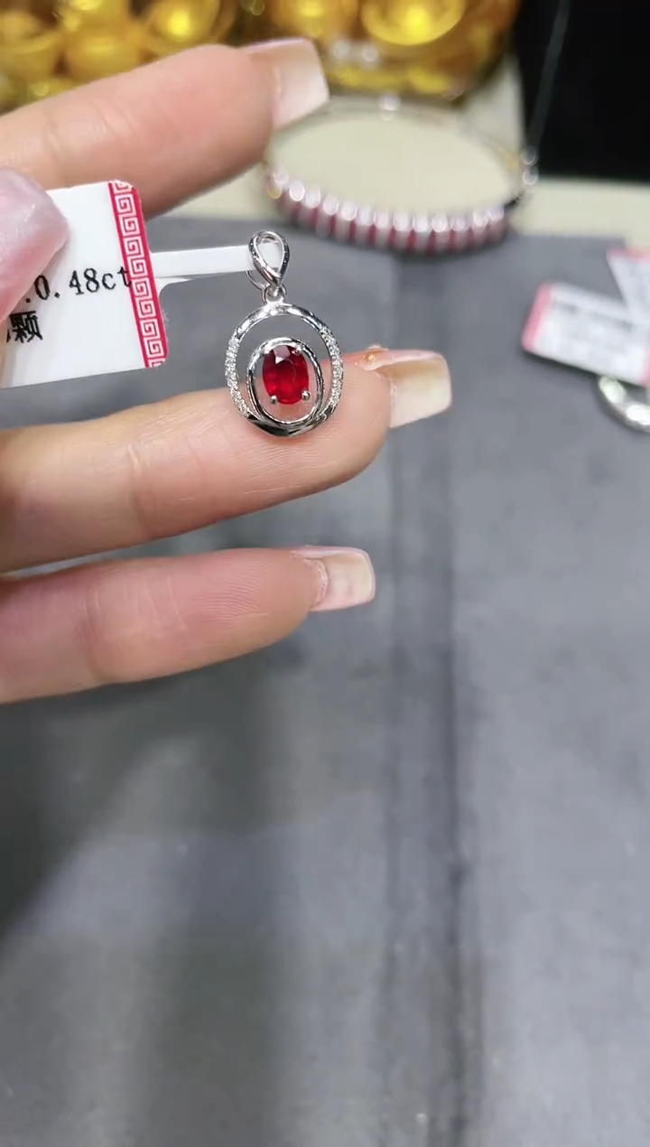 【闪购商品】红宝石吊坠18K金镶嵌·