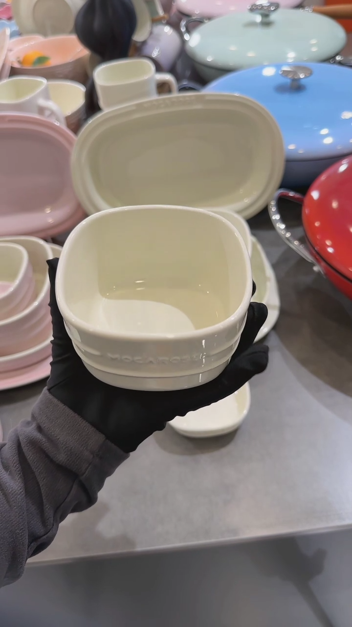 【闪购商品】瓷4英寸方形小碗-奶油白