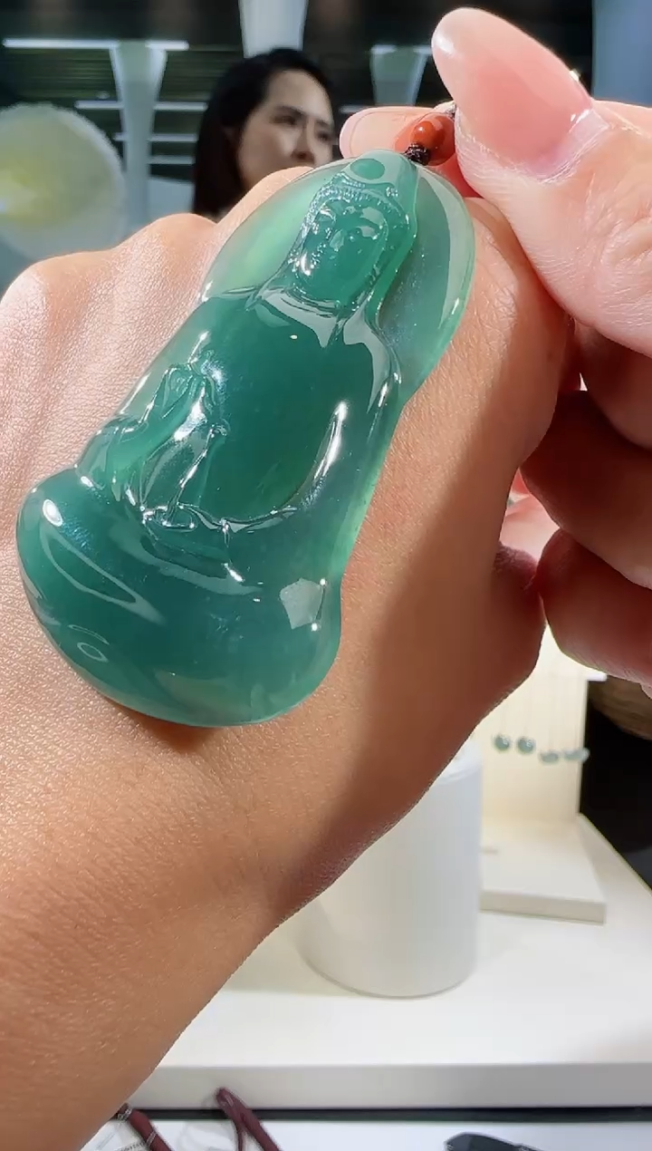 【闪购商品】翡翠吊坠(不含链)未镶嵌观音