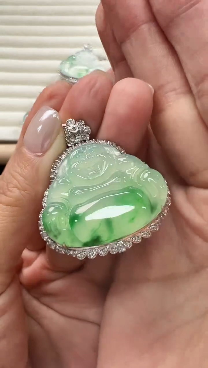 颈饰18K金镶嵌翡翠KCDD1206-031