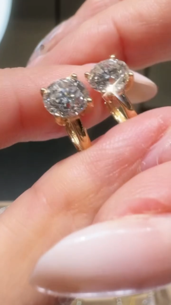 18K金镶嵌耳饰钻石胖胖