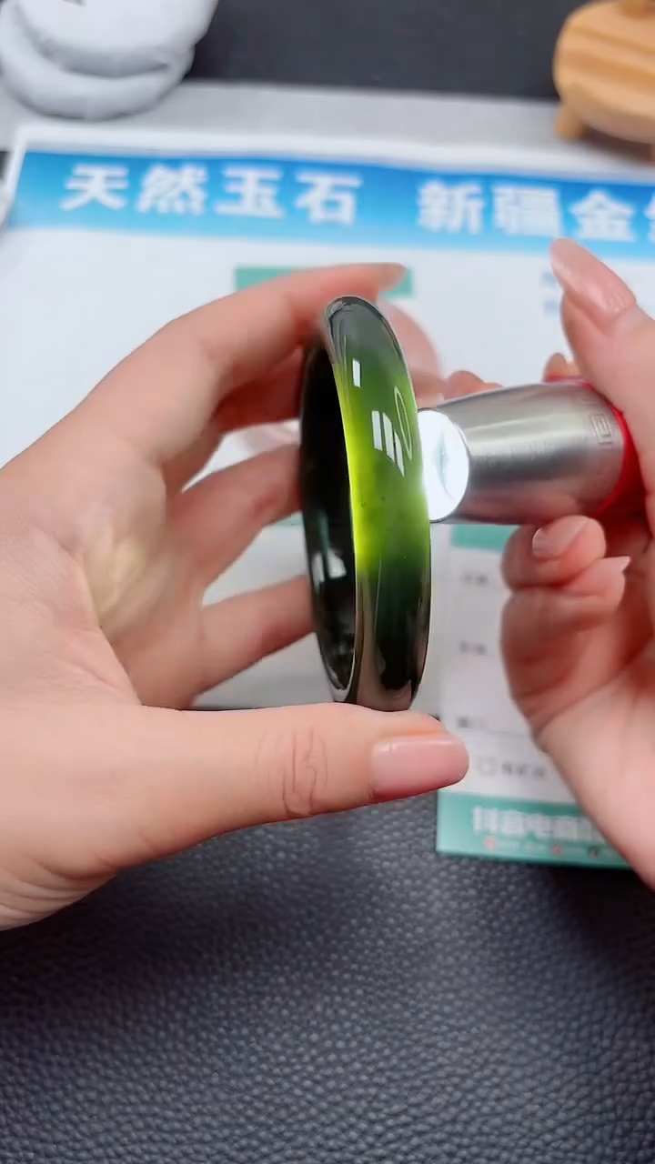 【闪购商品】和田玉手镯未镶嵌658