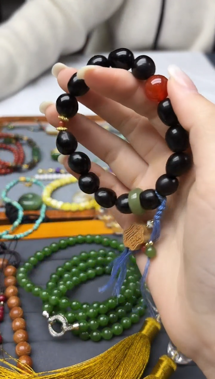 未镶嵌车挂玛瑙/玉髓红玛瑙手串ZD