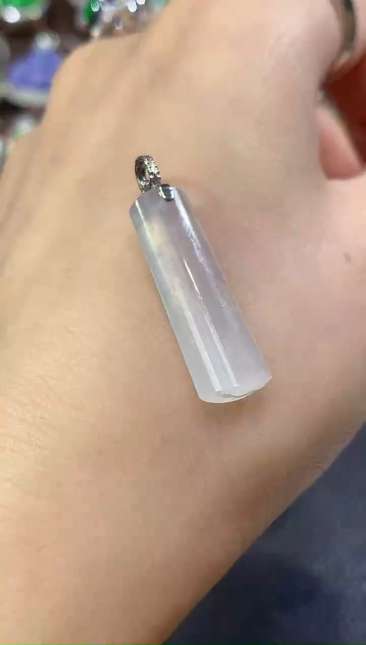 吊坠(不含链)18K金镶嵌翡翠A4