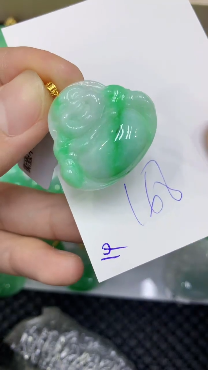颈饰18K金镶嵌翡翠缅甸A货翡翠