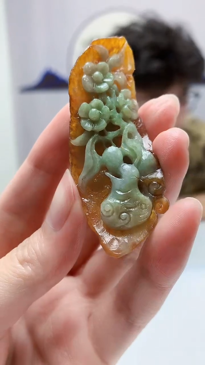 【闪购商品】定制翡翠未镶嵌4688zm-毛货挂件104