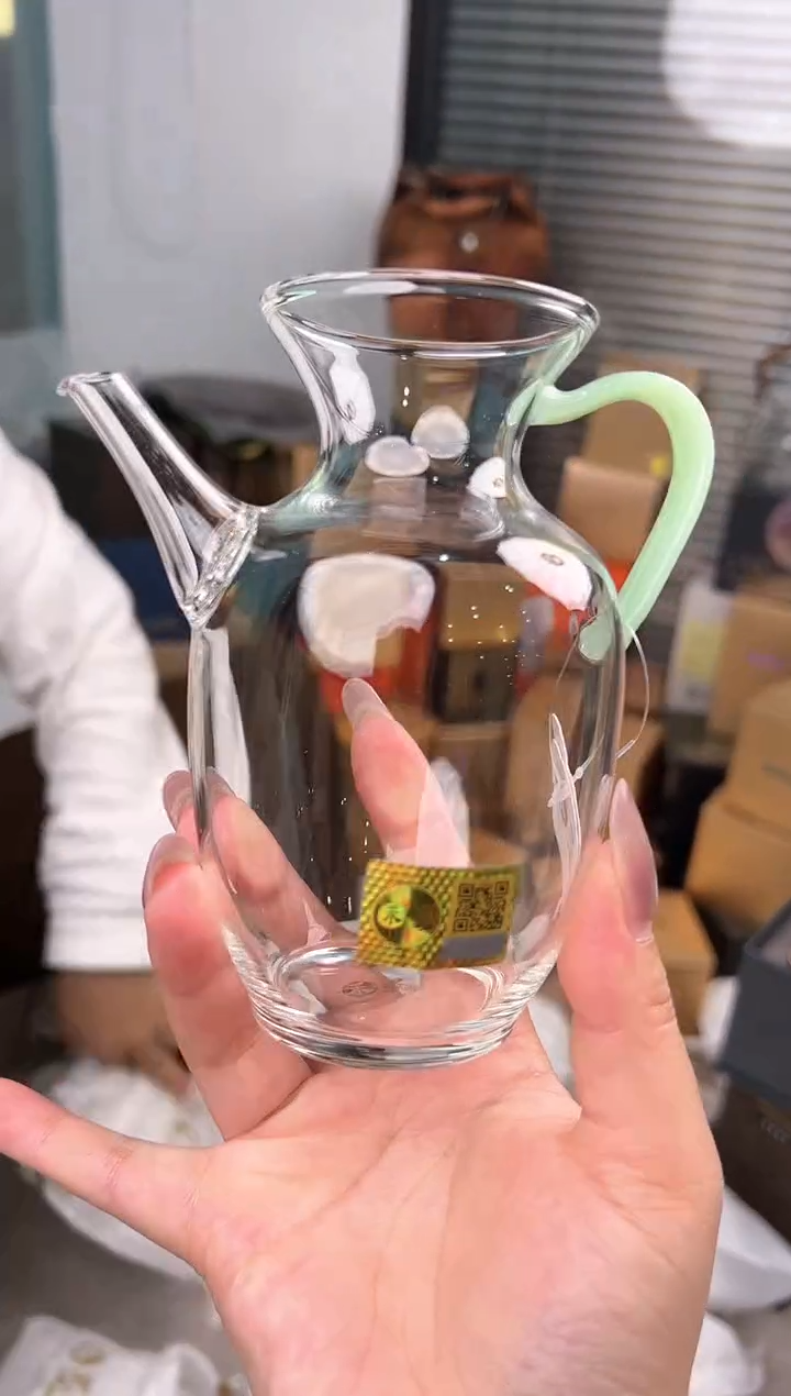 禾墨仿宋执壶浅玉色