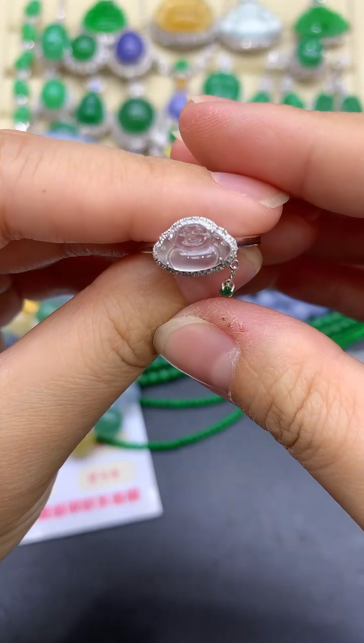 18K金镶嵌戒指翡翠222-中国好珍宝