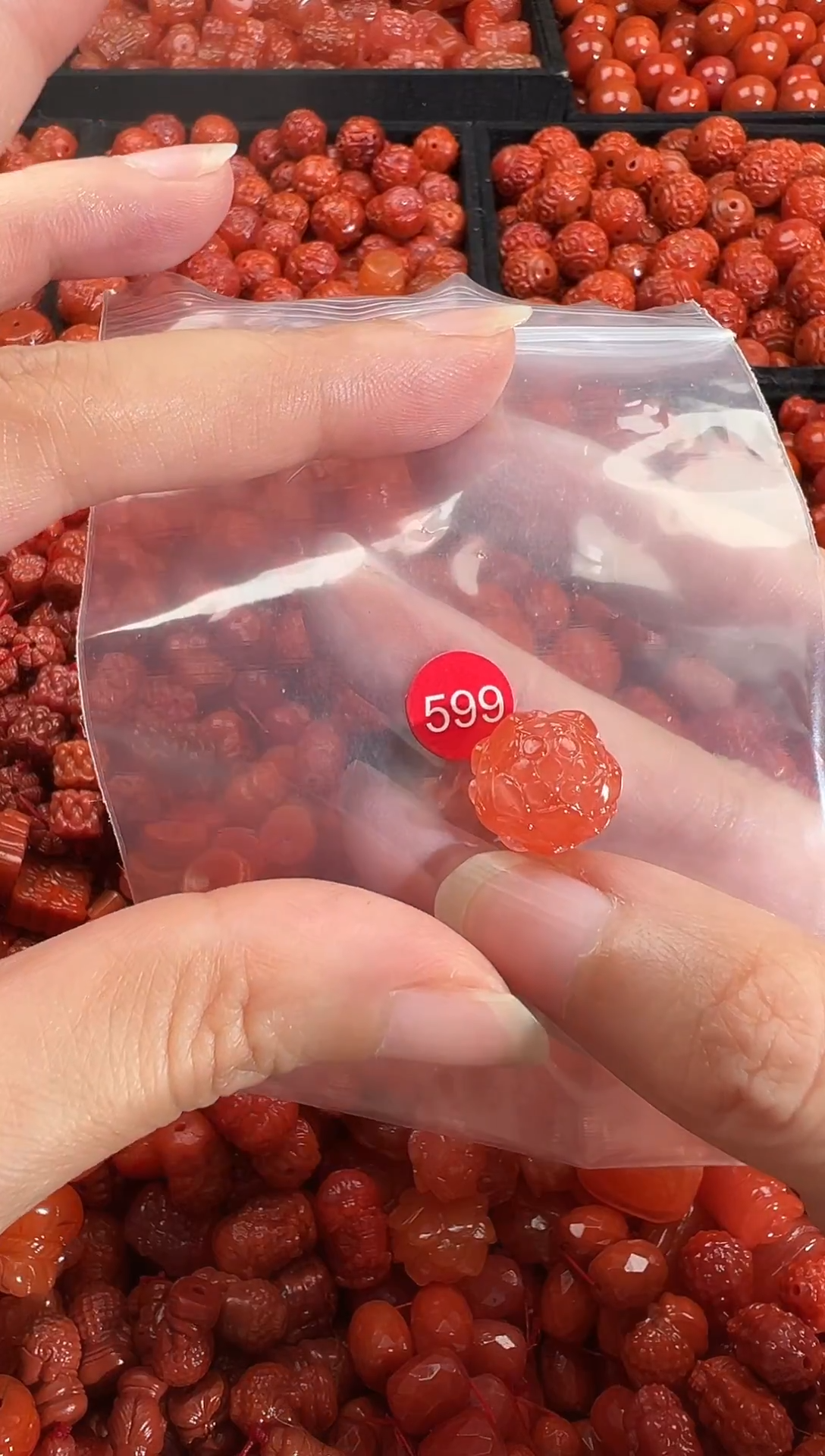 颈饰未镶嵌南红玛瑙1