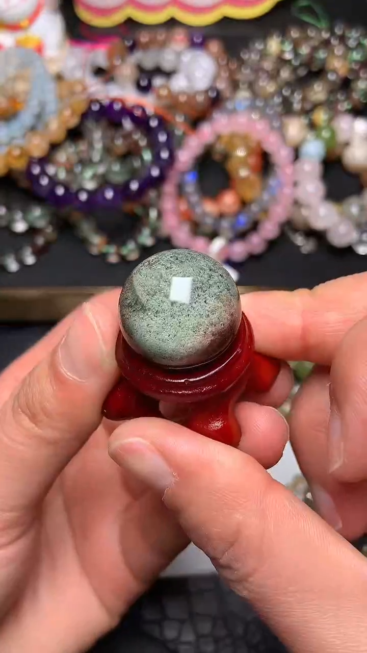 【闪购商品】水晶吊坠(赠链)未镶嵌35