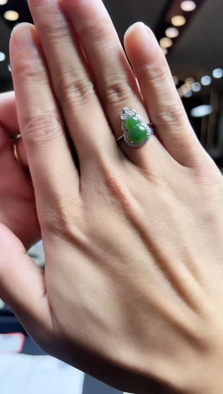 【闪购商品】和田玉戒指银S925镶嵌一个 多样性发1件