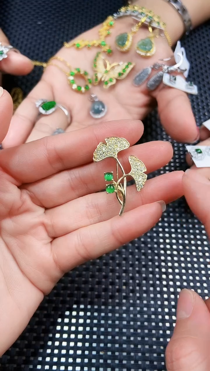 【闪购商品】翡翠吊坠(不含链)未镶嵌111111111