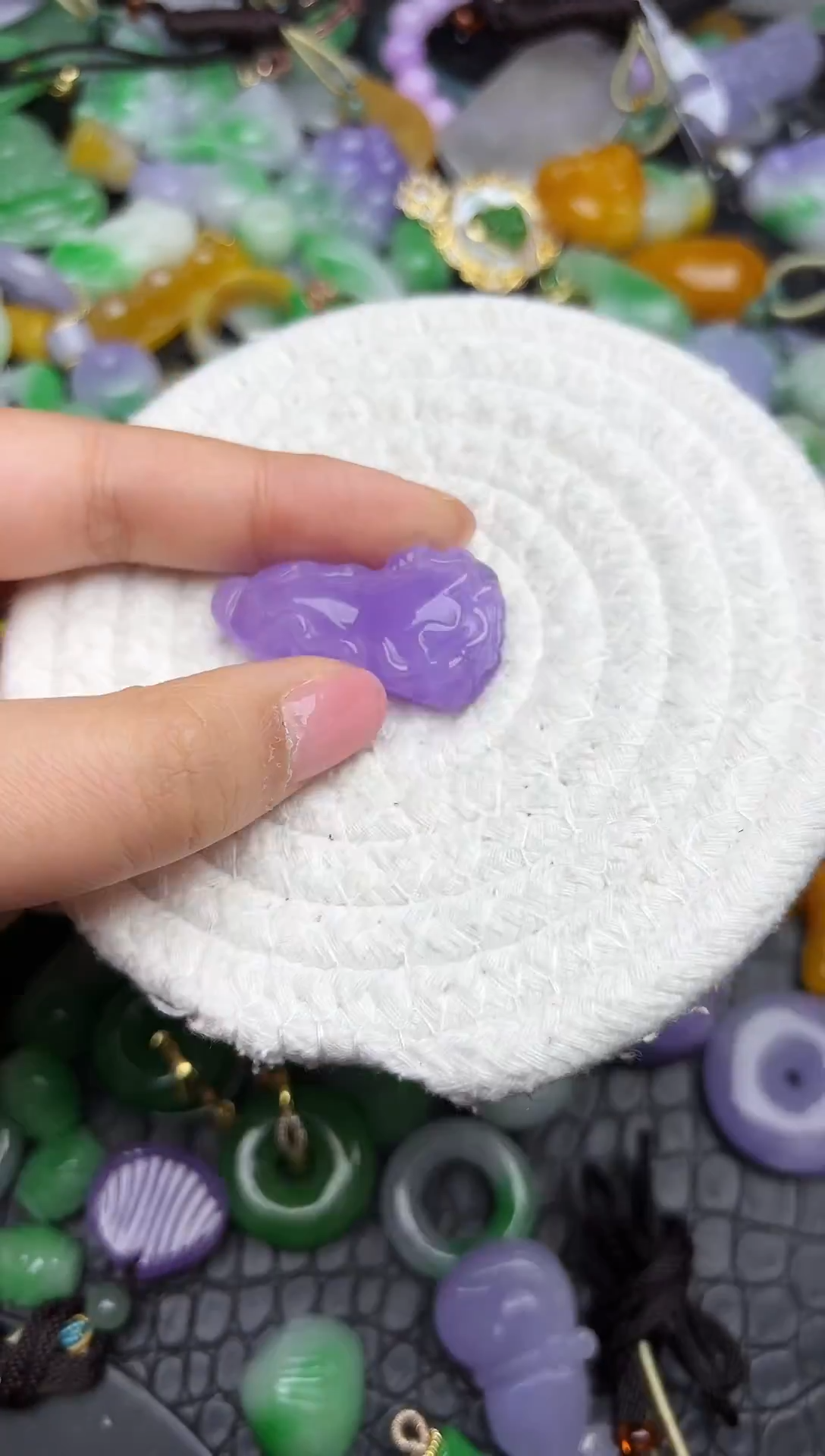 颈饰未镶嵌翡翠缅甸翡翠吊坠