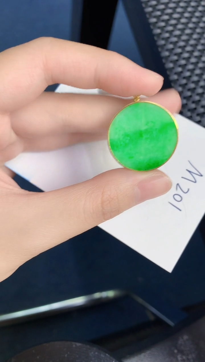 【闪购商品】翡翠颈饰18K金镶嵌000000000