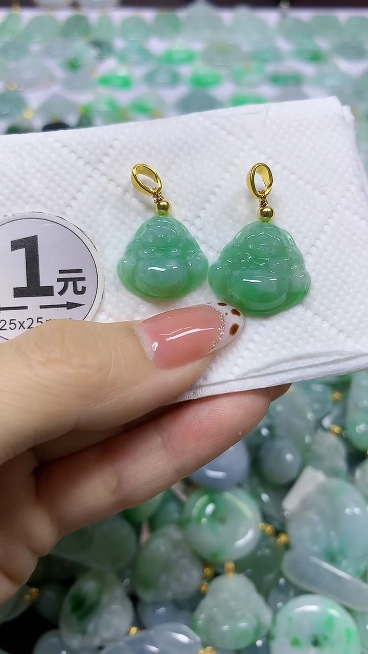 颈饰未镶嵌翡翠 天然翡翠A货