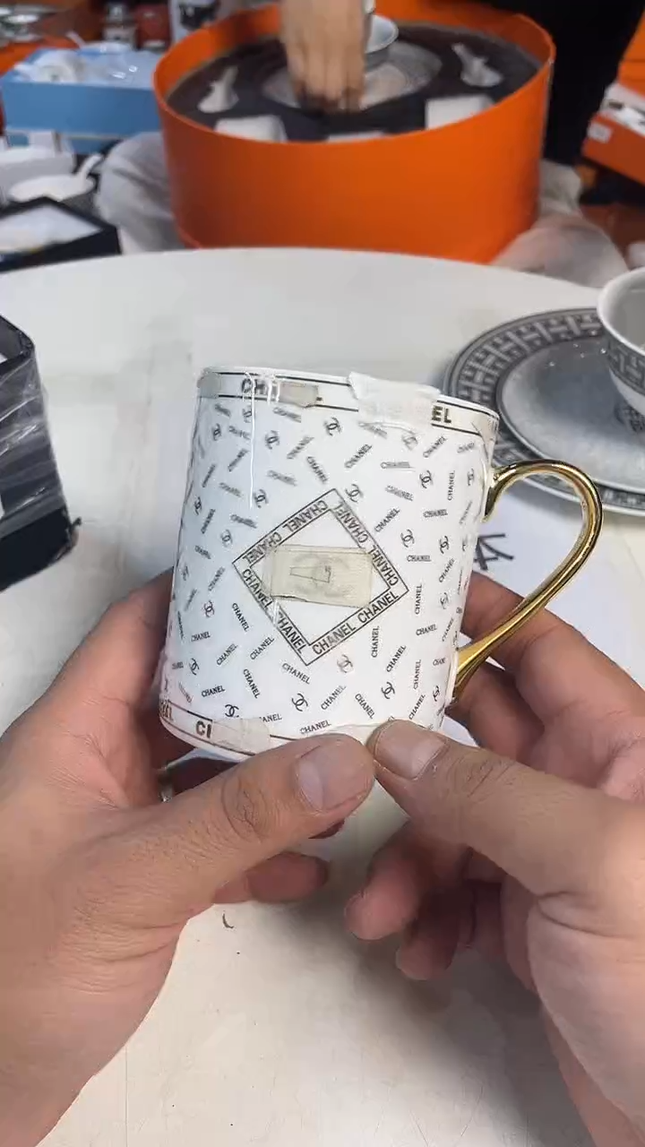 杯鸿辉家品牌瓷器，京东包邮！