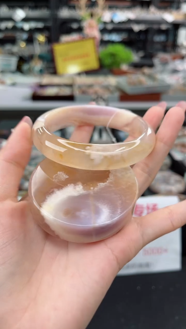 【闪购商品】石英质玉手镯未镶嵌62圈口（赠品镯心）1751811