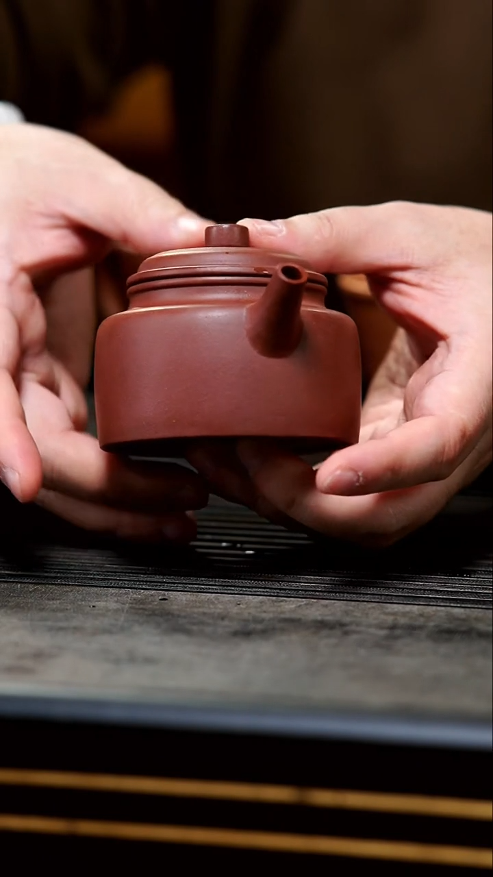 【闪购商品】紫砂茶壶19-瑕疵半手老紫泥德钟150cc