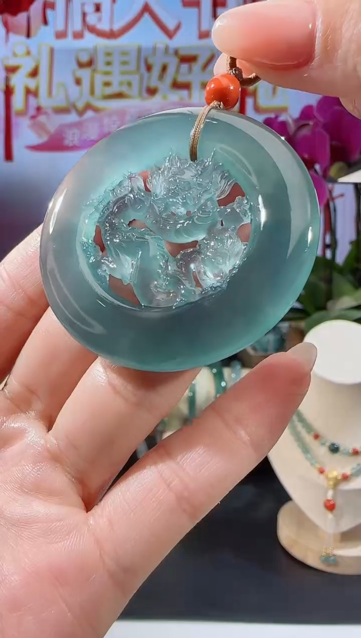 【闪购商品】翡翠吊坠(不含链)未镶嵌龙牌