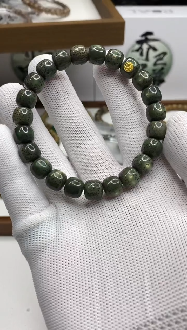 星月菩提手串173 金标石玉料墨翠10*9mm