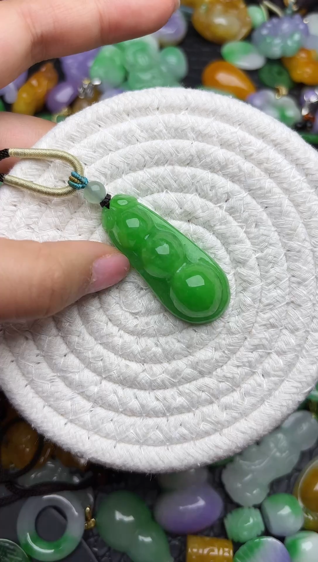 颈饰未镶嵌翡翠缅甸翡翠吊坠