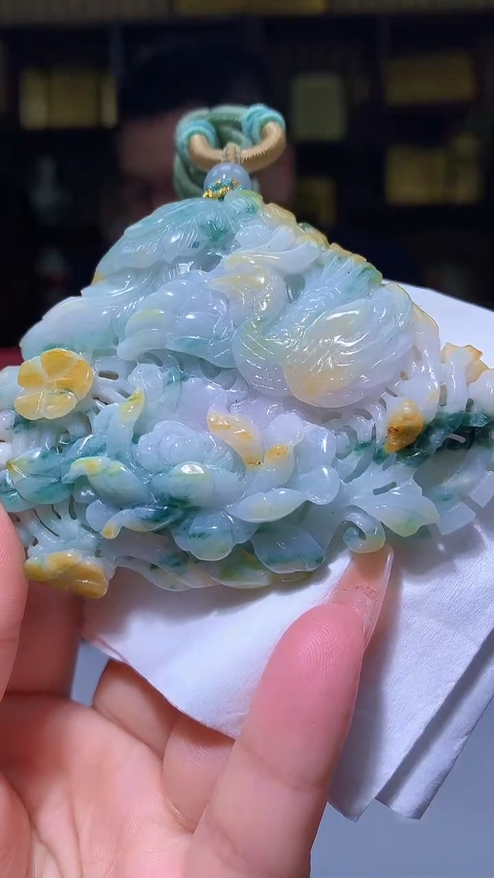 【闪购商品】定制翡翠未镶嵌1071xx-毛货挂件28