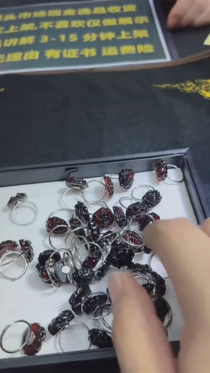 琥珀银S925镶嵌戒指琥珀裸石血翳珀玫瑰戒指-多样性发其一